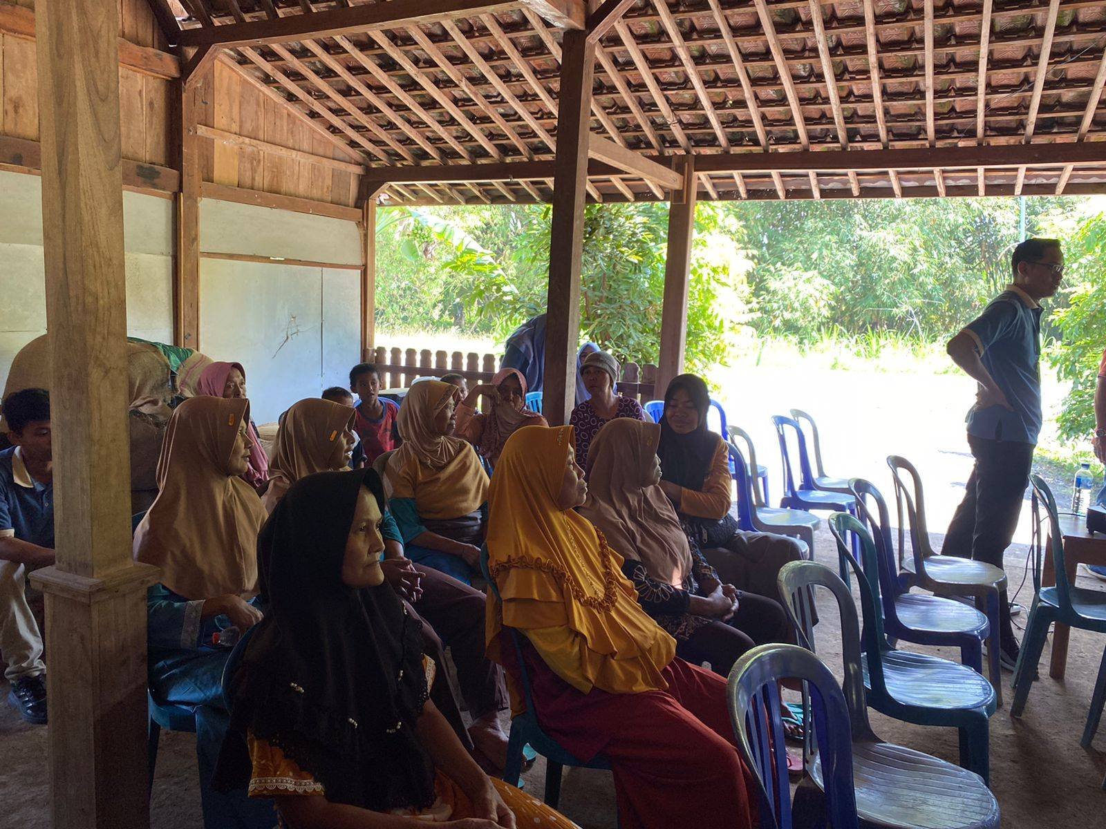 Sosialisasi PT BPR Sapadhana Bersama Masyarakat Desa Legundi, Kec. Karangjati, Kab. Ngawi WhatsApp Image 2025 10 30 At 14.47.22 1