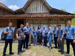 Sosialisasi PT BPR Sapadhana Bersama Masyarakat Desa Legundi, Kec. Karangjati, Kab. Ngawi image-slider-with-thumbnail5.jpeg